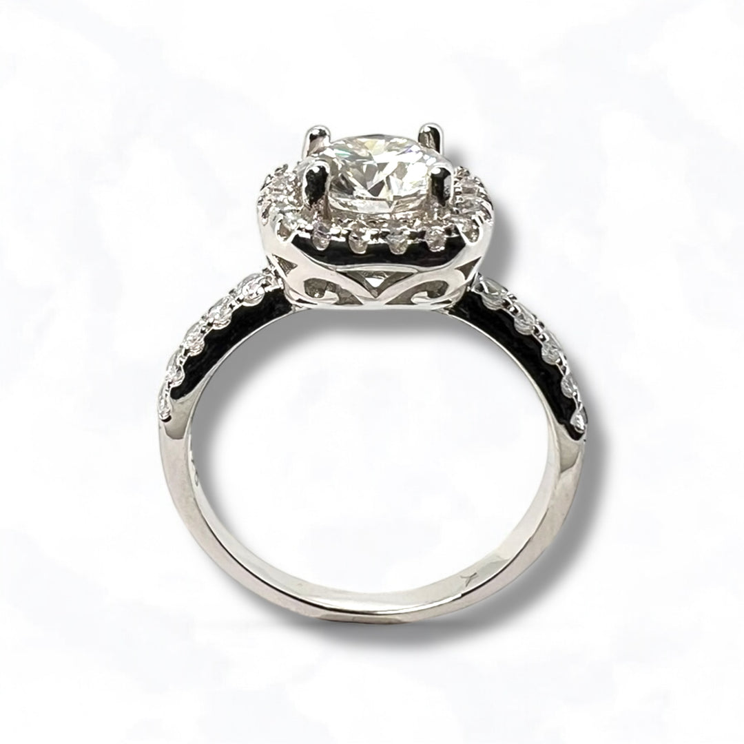 Grace Halo – Women’s Moissanite Wedding Ring