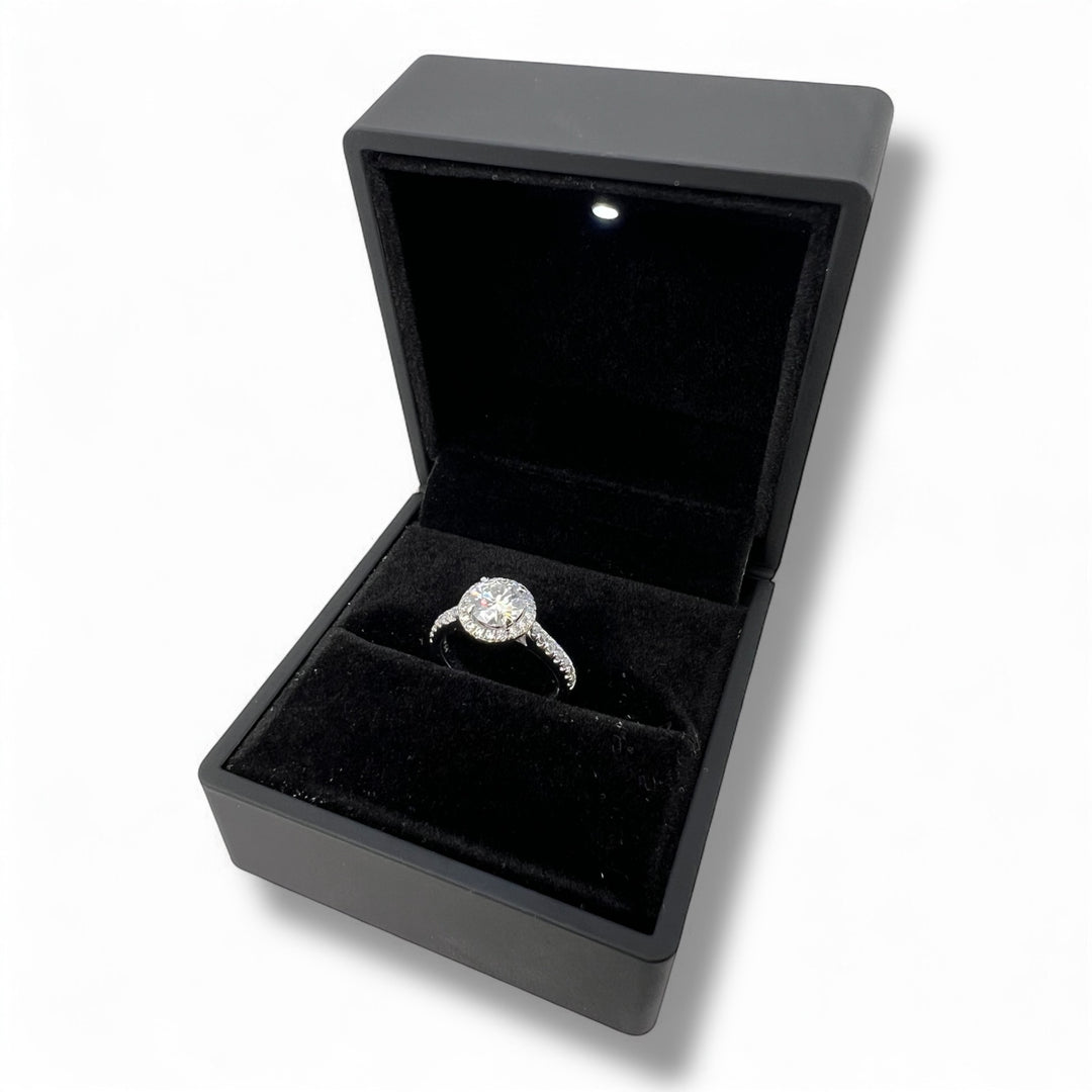 Luna Halo – Women's Moissanite Wedding Ring