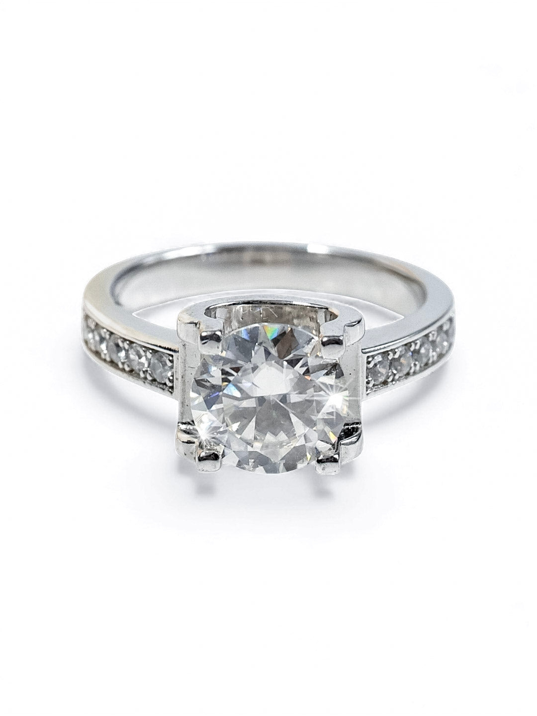 Radiant Spark– Moissanite Engagement Ring 2.0ct (D Color, VS1)
