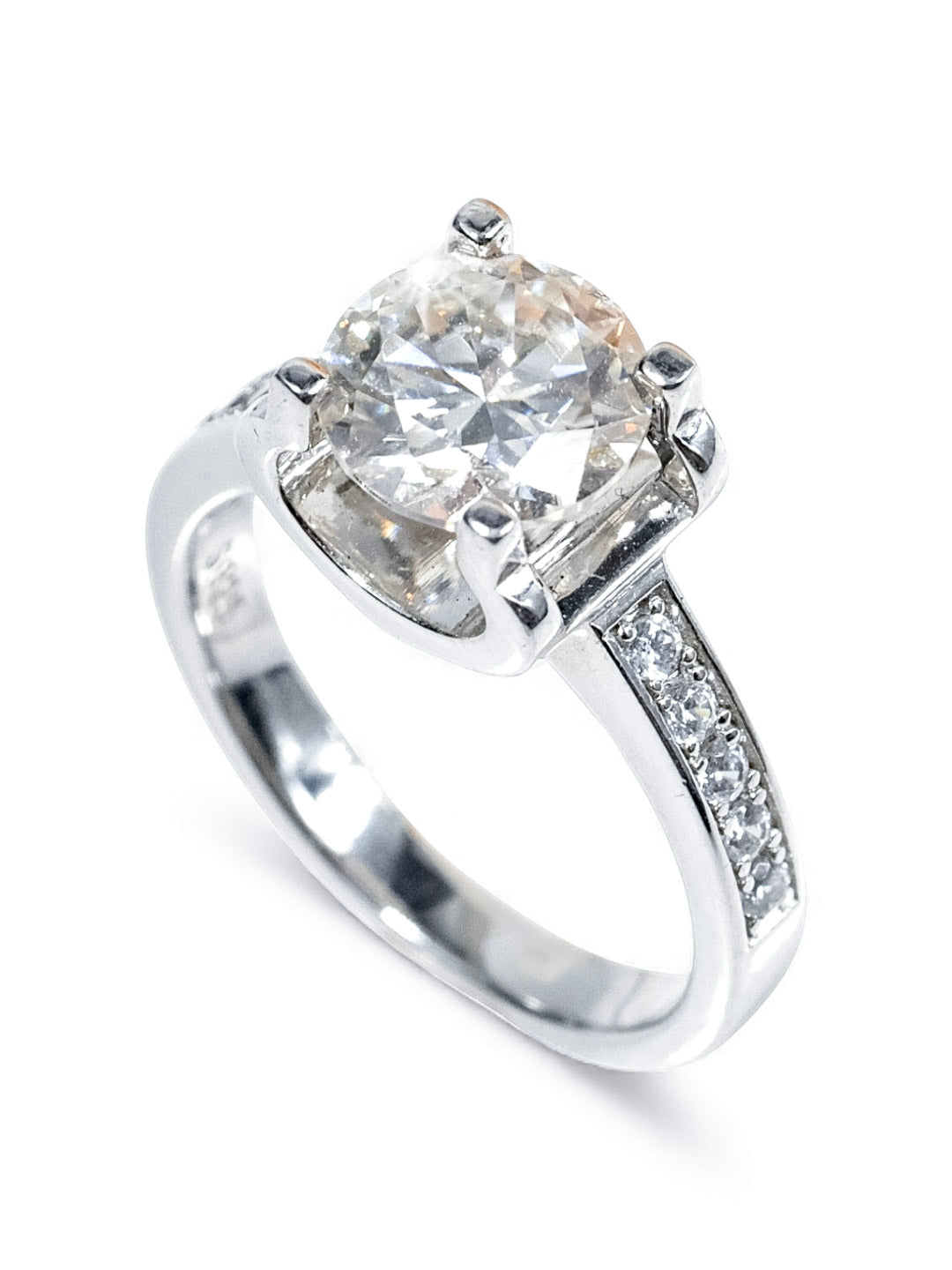 Radiant Spark– Moissanite Engagement Ring 2.0ct (D Color, VS1)