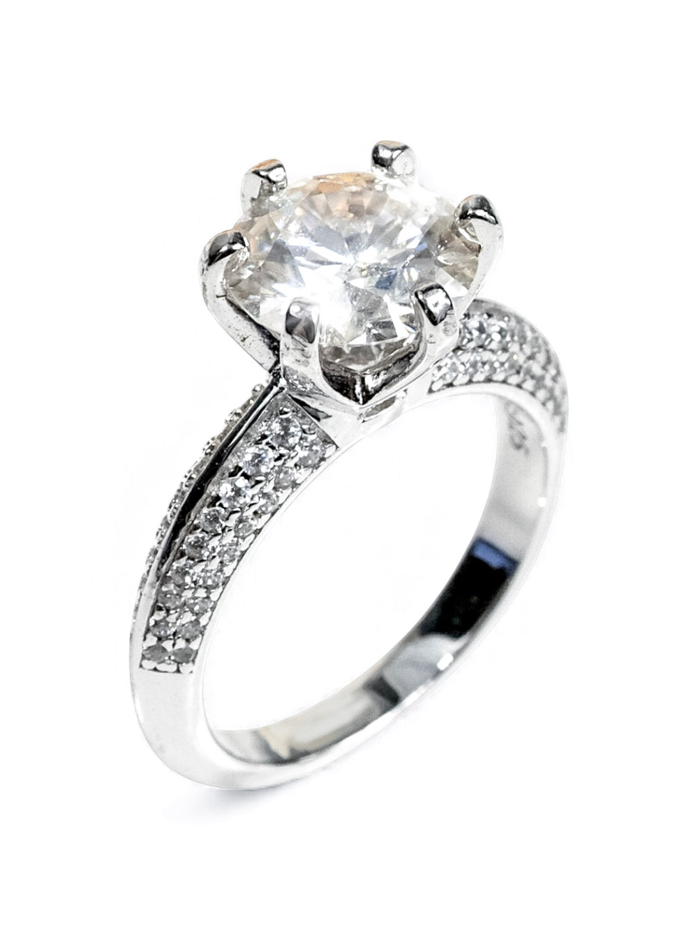 Celestial Crown – แหวนหมั้น Moissanite 1ct น้ำ D VS1 | LB LuxeBrilliance
