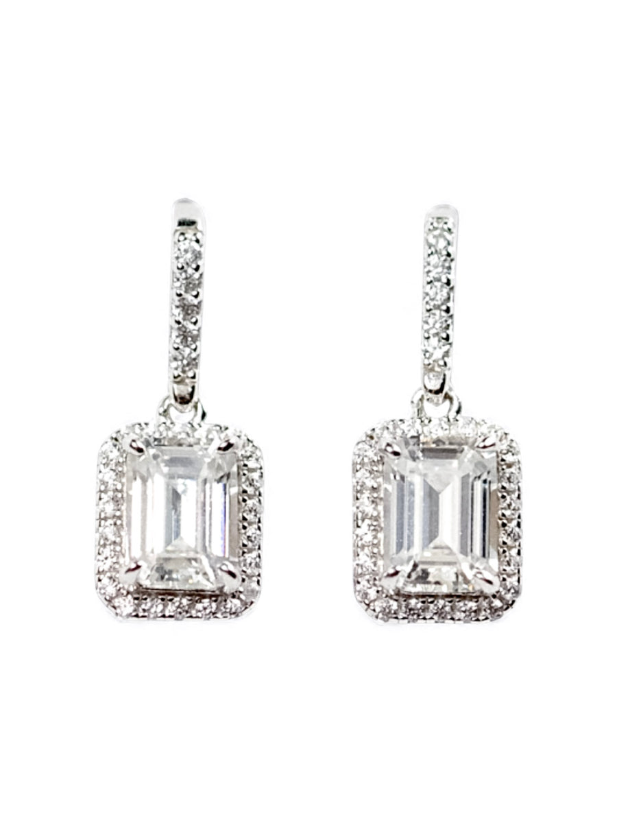 Emerald Halo Drop – ต่างหู Moissanite ห้อยทรง Emerald | LB LuxeBrilliance
