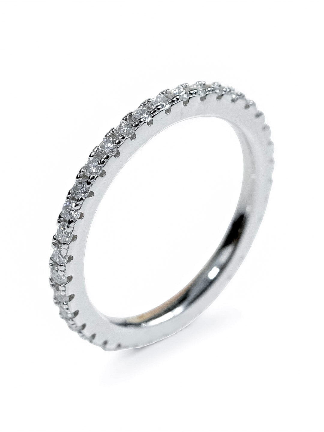 Slim Eternity – แหวนเรียง Moissanite Half Eternity น้ำ D VS1 | LB LuxeBrilliance
